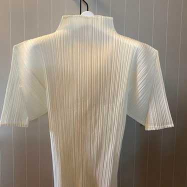 PLEATS PLEASE ISSEY MIYAKE - image 1