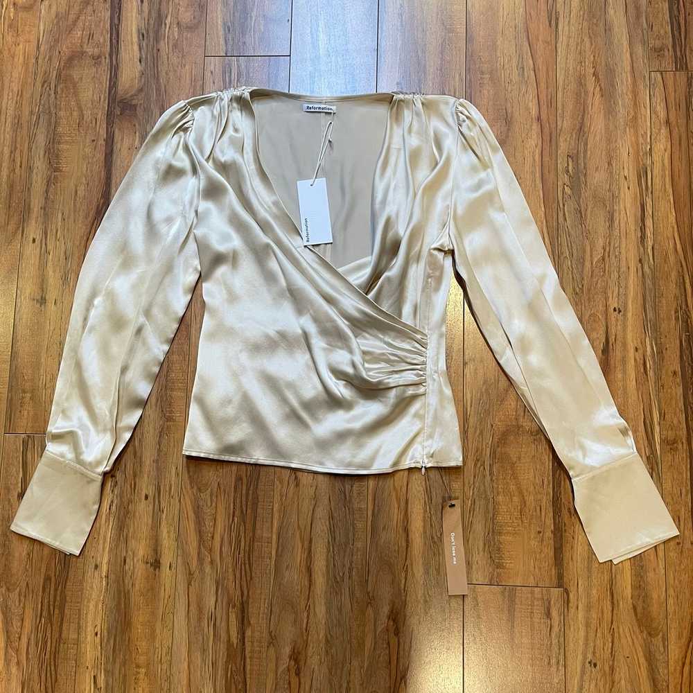 NWT Reformation Fawn Silk Blouse in Ivory Size 4 - image 5