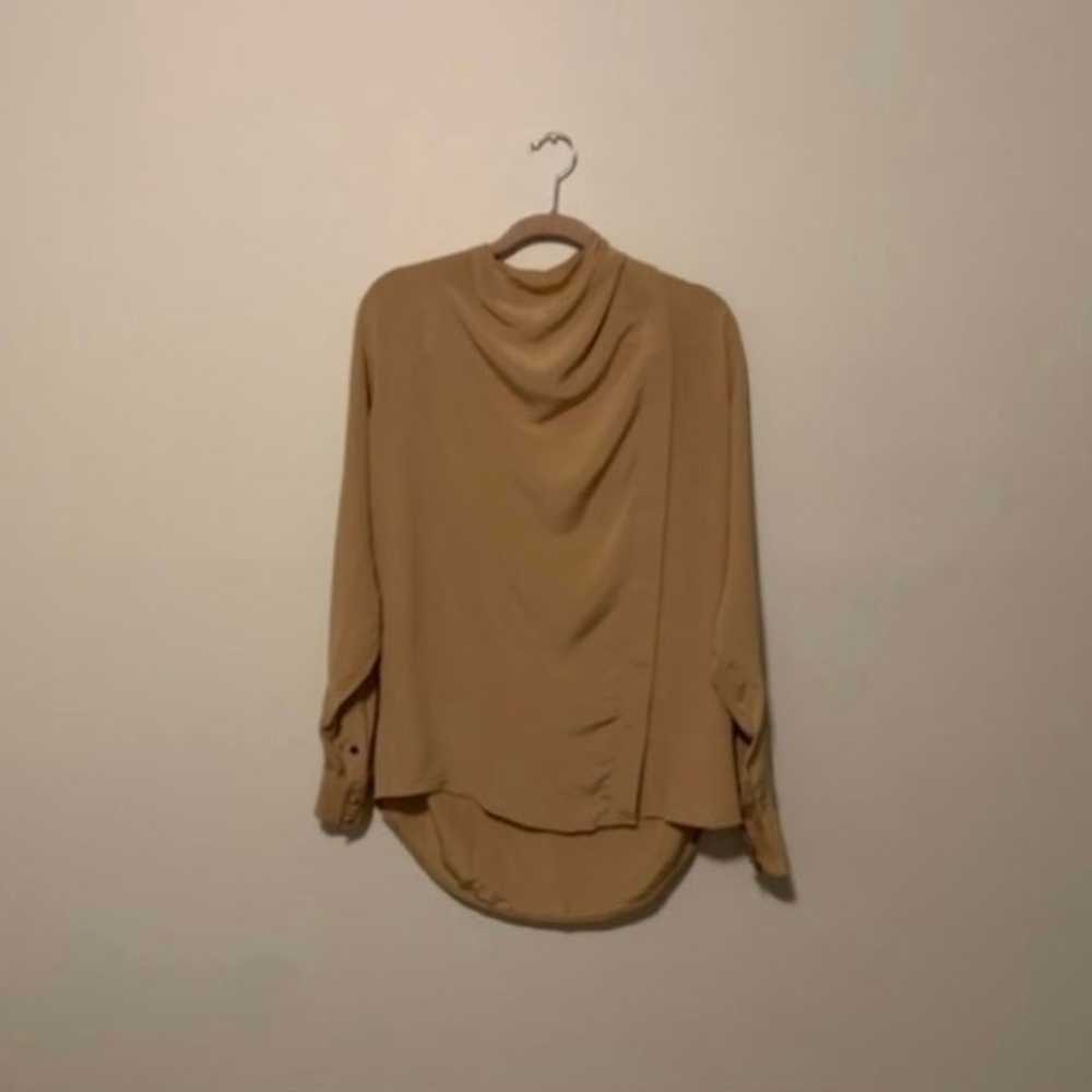 Victoria Beckham tan silk blouse. Size: US 6 - image 3