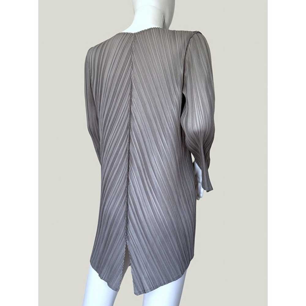 Vanite Couture Grey Pleats Blouse M - image 7