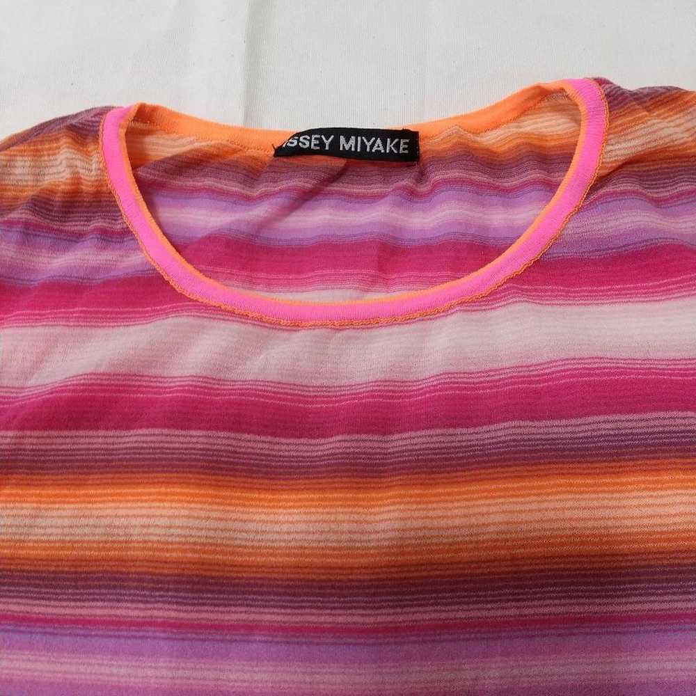 【Rare Item】Issey Miyake T-shirt Vivid Pink L - image 2