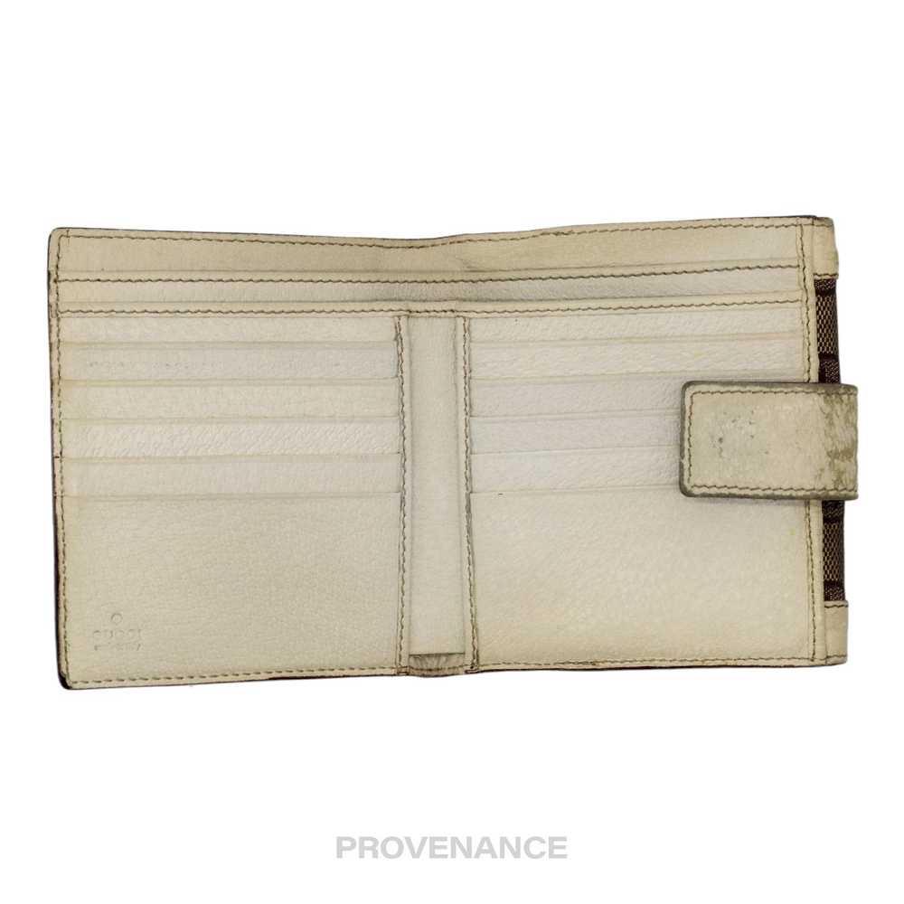 Gucci 🔴 Gucci Trifold Wallet - GG Canvas White - image 5