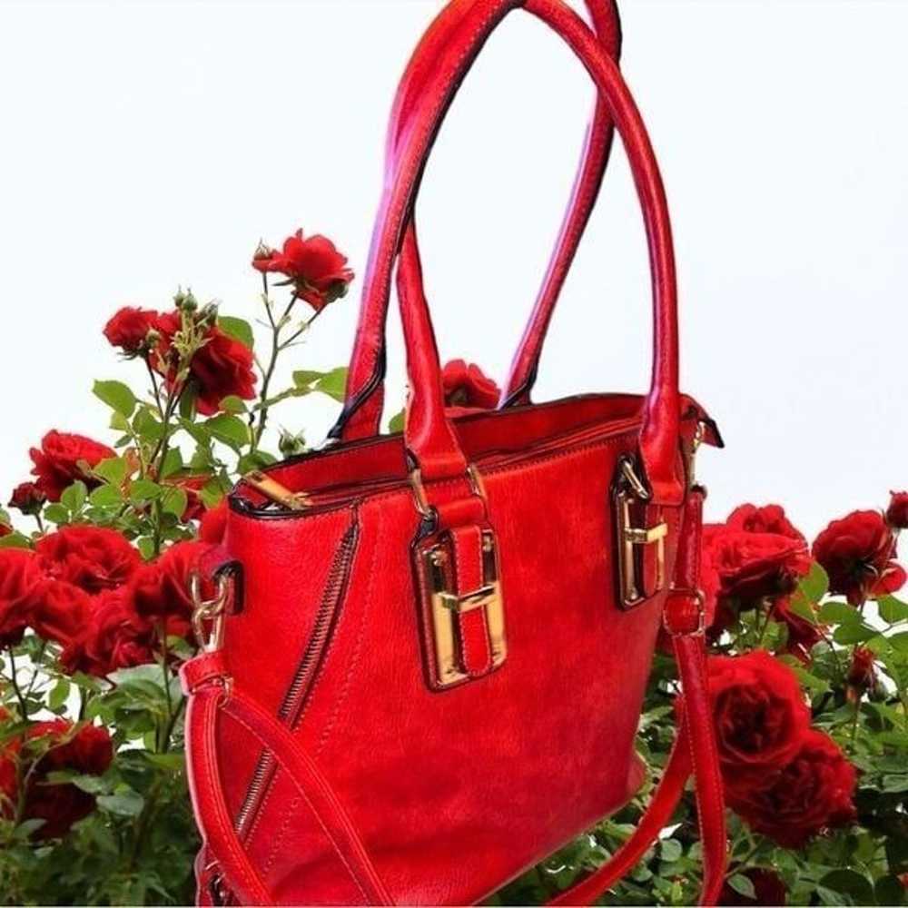 Unbranded beautiful red bag with gold hardware. - image 2