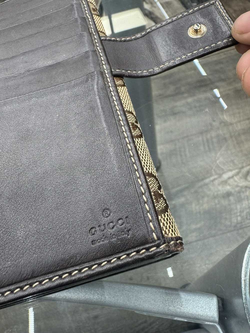 Gucci GG MONOGRAM BI FOLD CHIHUAHUA WALLET - image 12