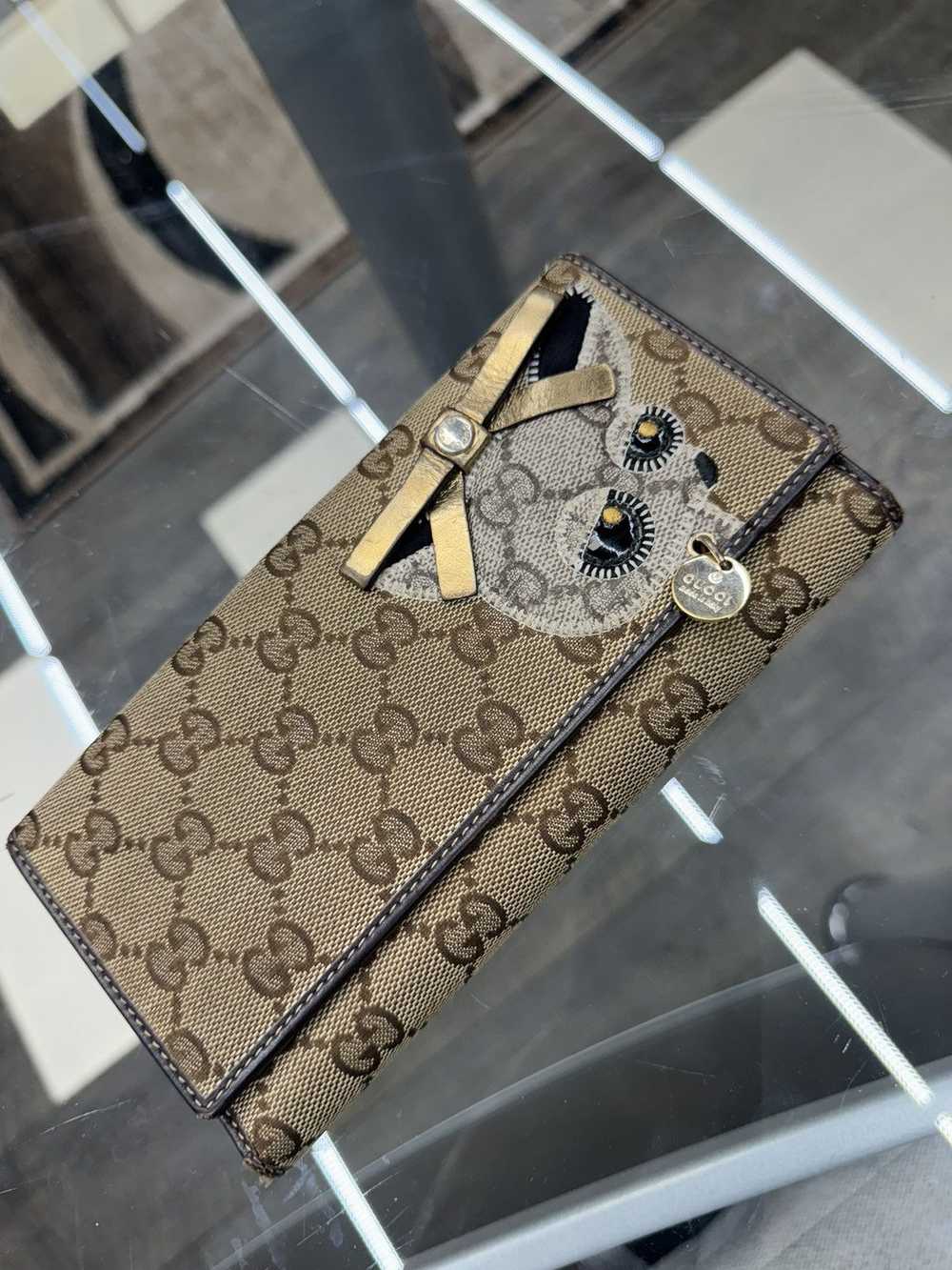 Gucci GG MONOGRAM BI FOLD CHIHUAHUA WALLET - image 1