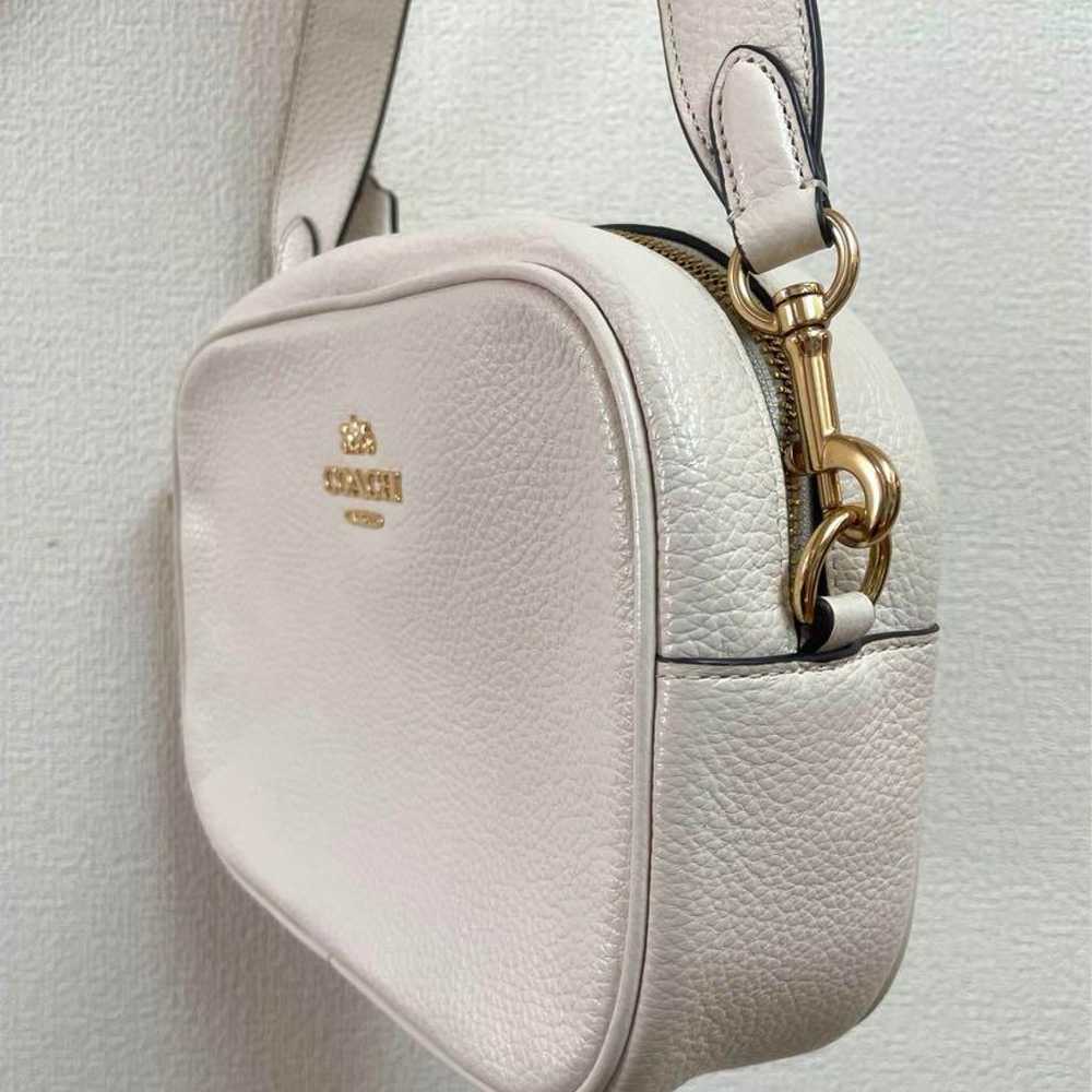 In excellent condition, Coach shoulder bag 207. - image 3