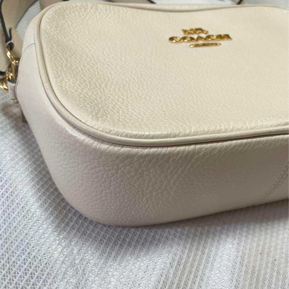 In excellent condition, Coach shoulder bag 207. - image 6