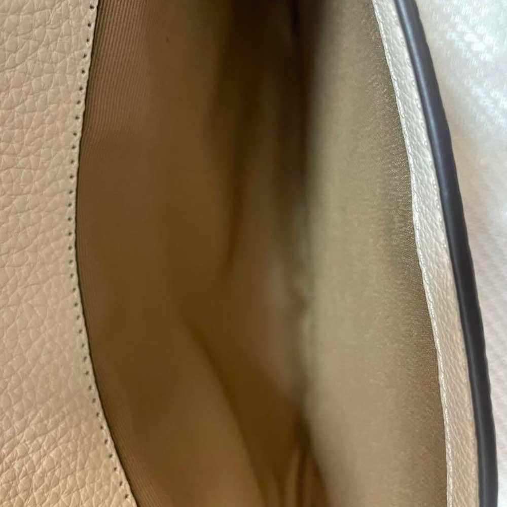 In excellent condition, Coach shoulder bag 207. - image 9