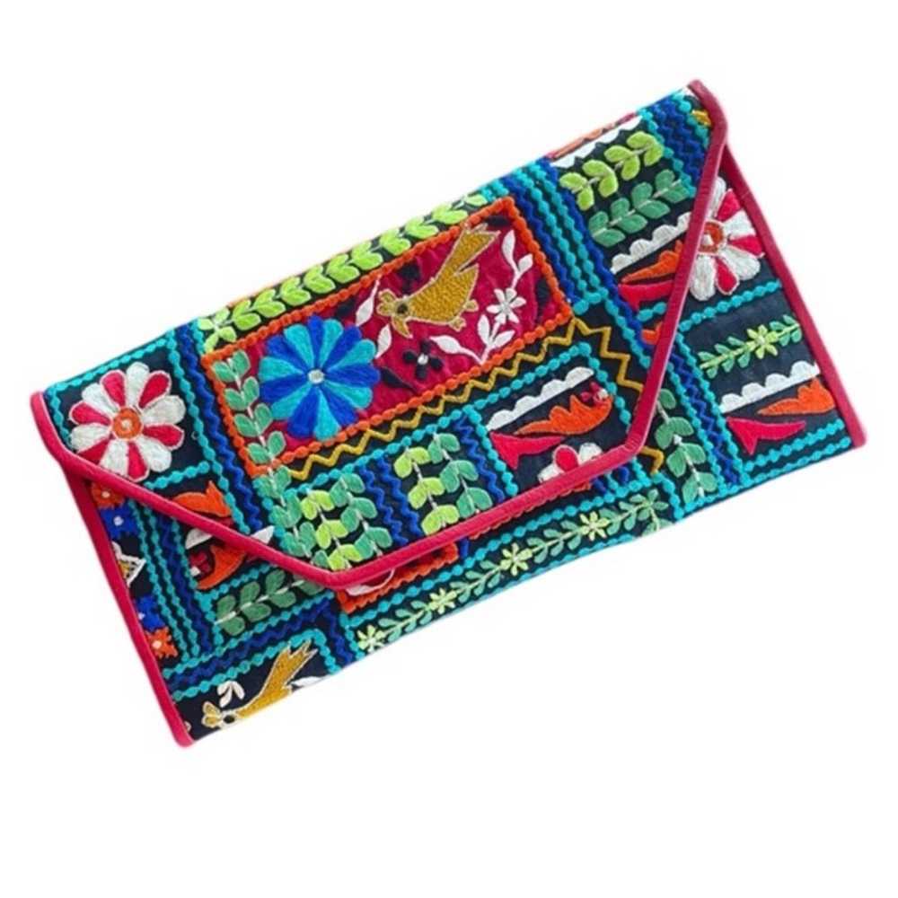 BOHO Embroidered Kitschy Vintage Clutch - image 1