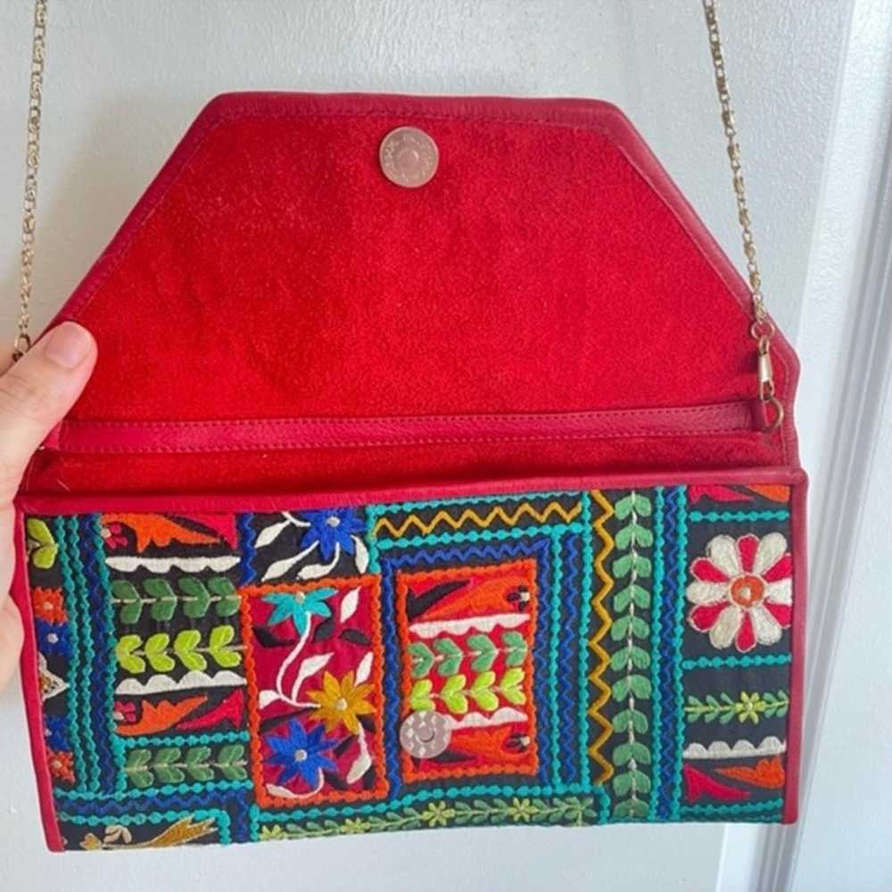 BOHO Embroidered Kitschy Vintage Clutch - image 9