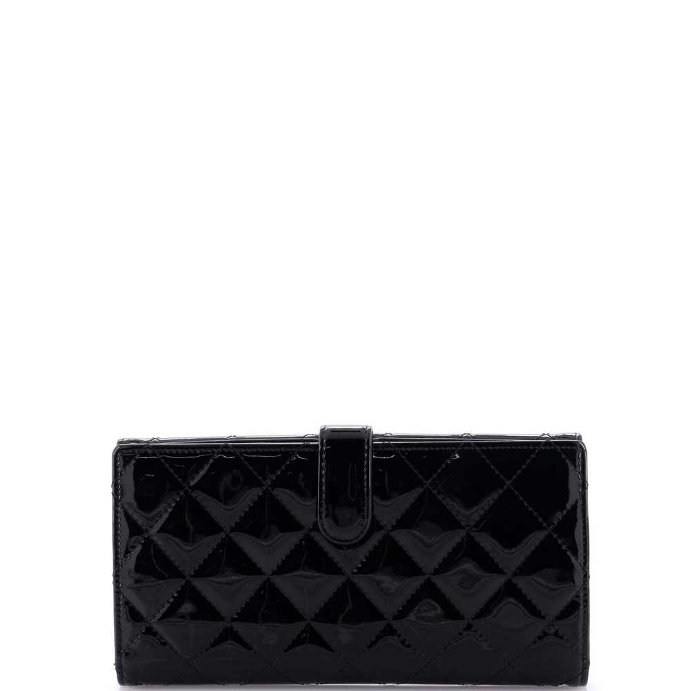 CHANEL CC Brilliant Flap Wallet Quilted Patent Lo… - image 3