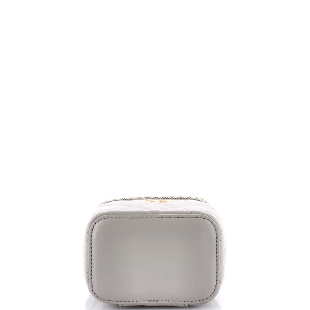 CHANEL Pearl Crush Vanity Case with Chain Quilted… - image 4