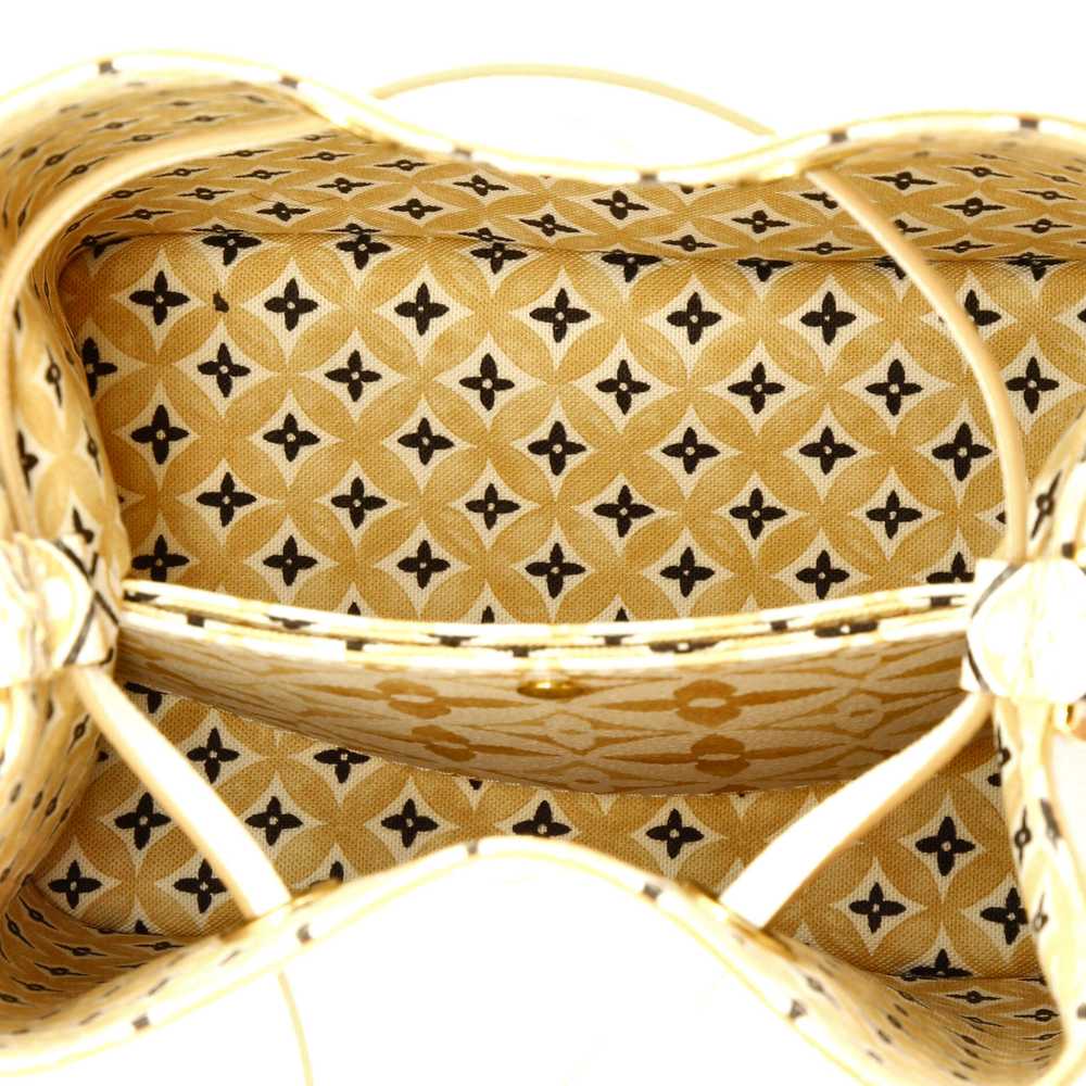 Louis Vuitton NeoNoe Handbag By The Pool Monogram… - image 5