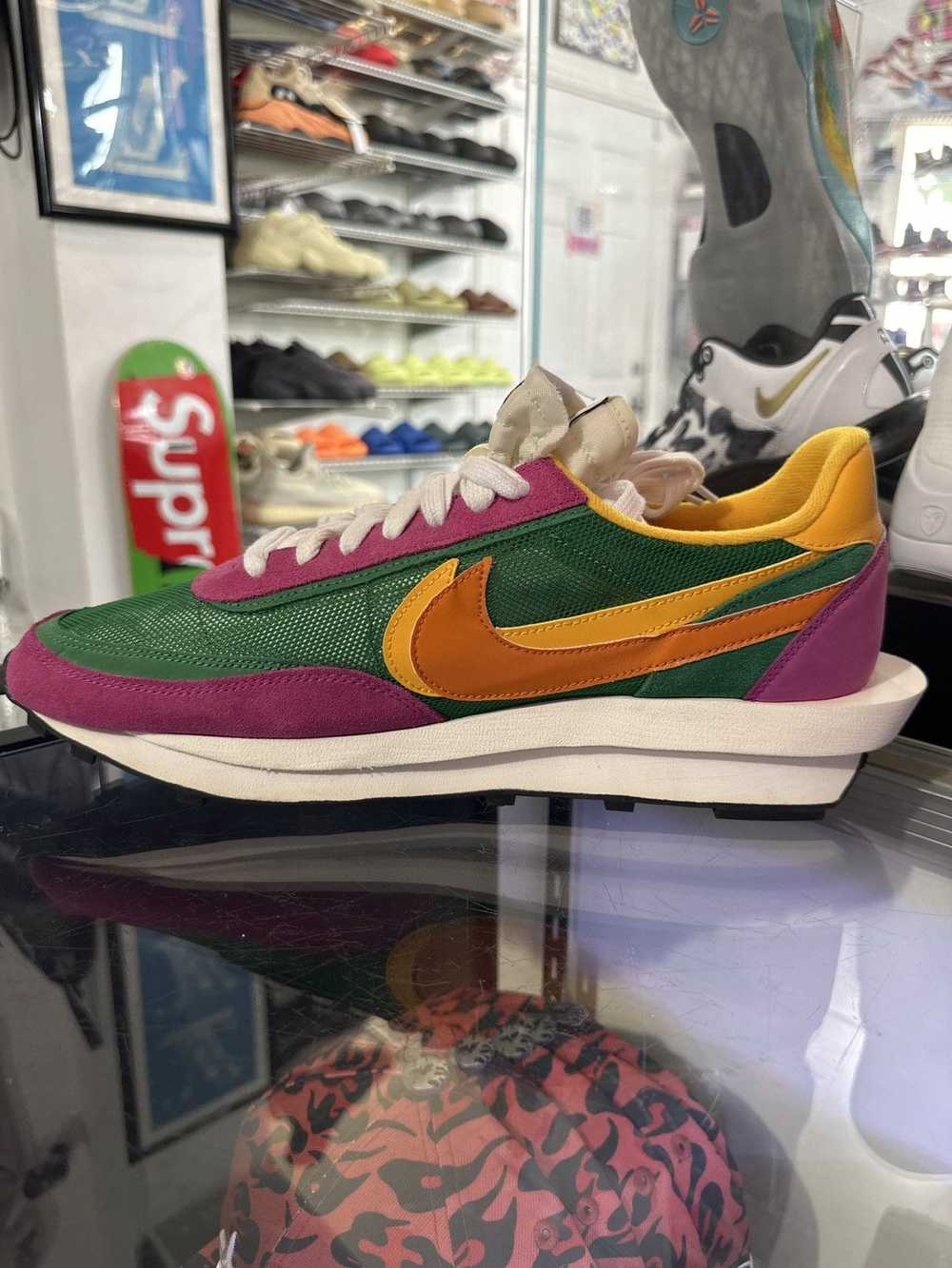 Nike × Sacai Sacai x Nike LD Waffle "Pine Green" - image 3