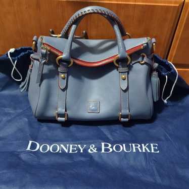 Dooney bourke blue florentine Gem