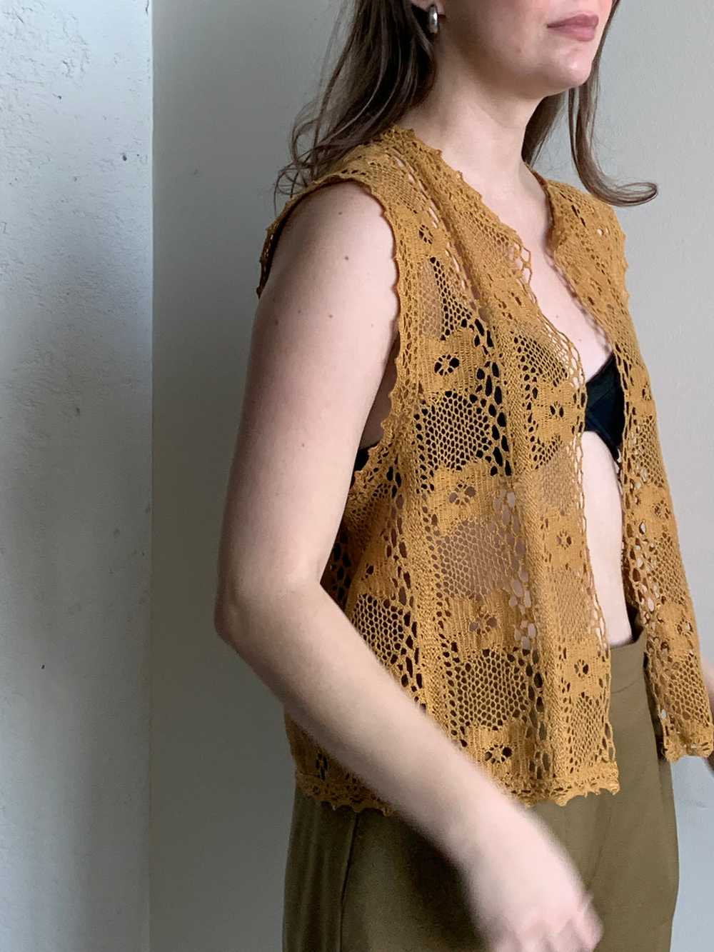 Issey Miyake crochet vest - image 3