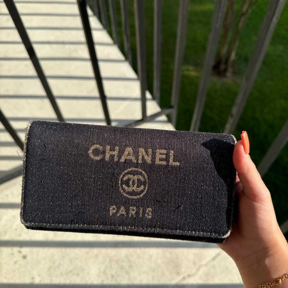 Rare Chanel Wallet On Chain - image 2