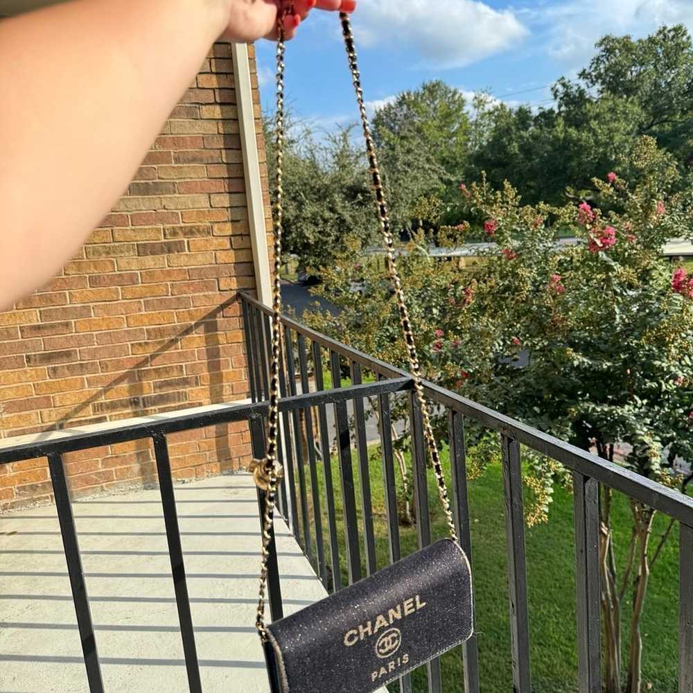 Rare Chanel Wallet On Chain - image 4