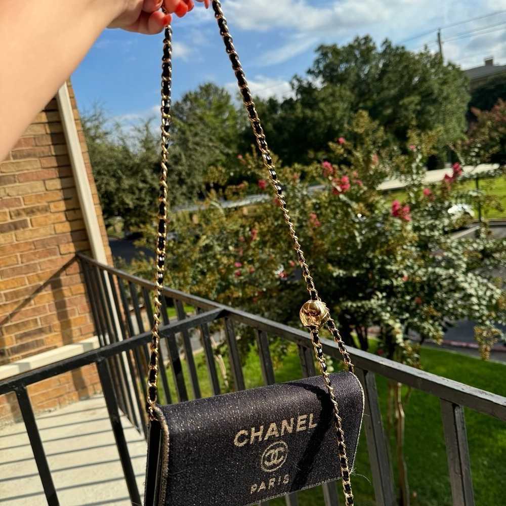 Rare Chanel Wallet On Chain - image 5