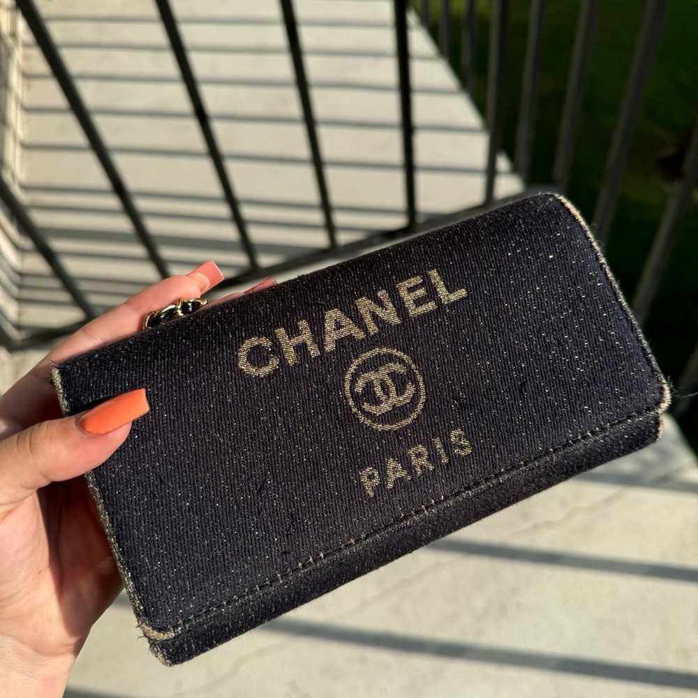 Rare Chanel Wallet On Chain - image 8