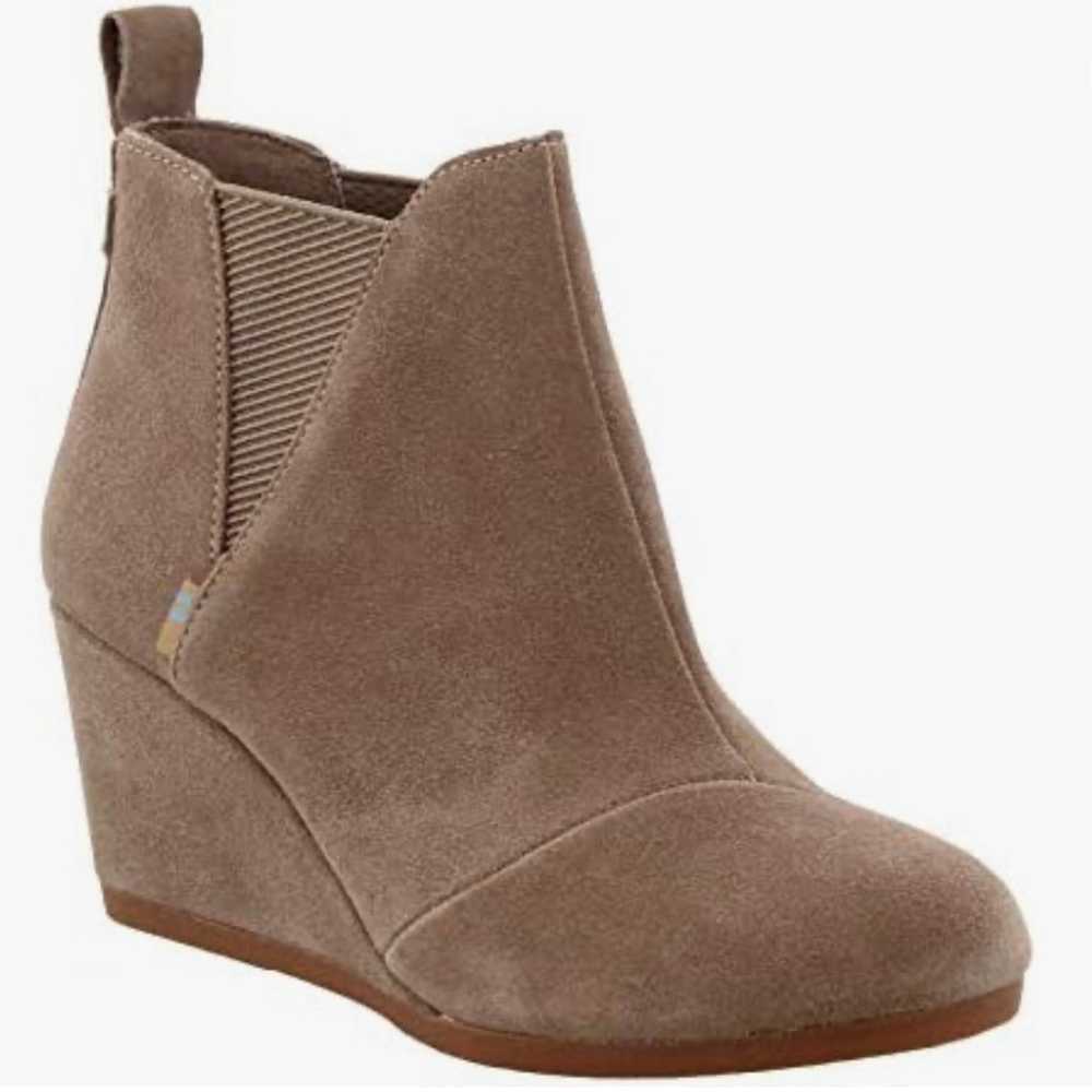 Toms Women’s Kelsey Wedge Suede Ankle Boots - image 10