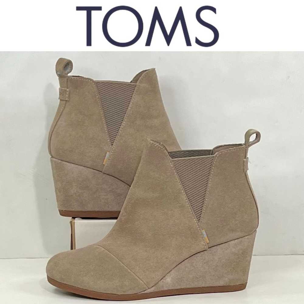 Toms Women’s Kelsey Wedge Suede Ankle Boots - image 1