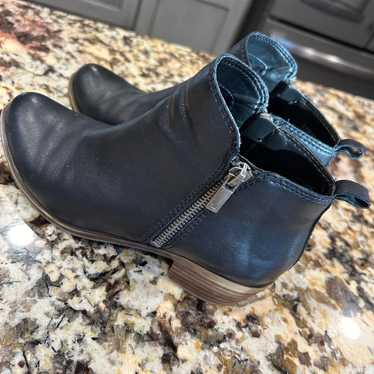 Lucky Brand ankle boots