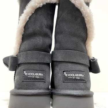 UGGS - image 1