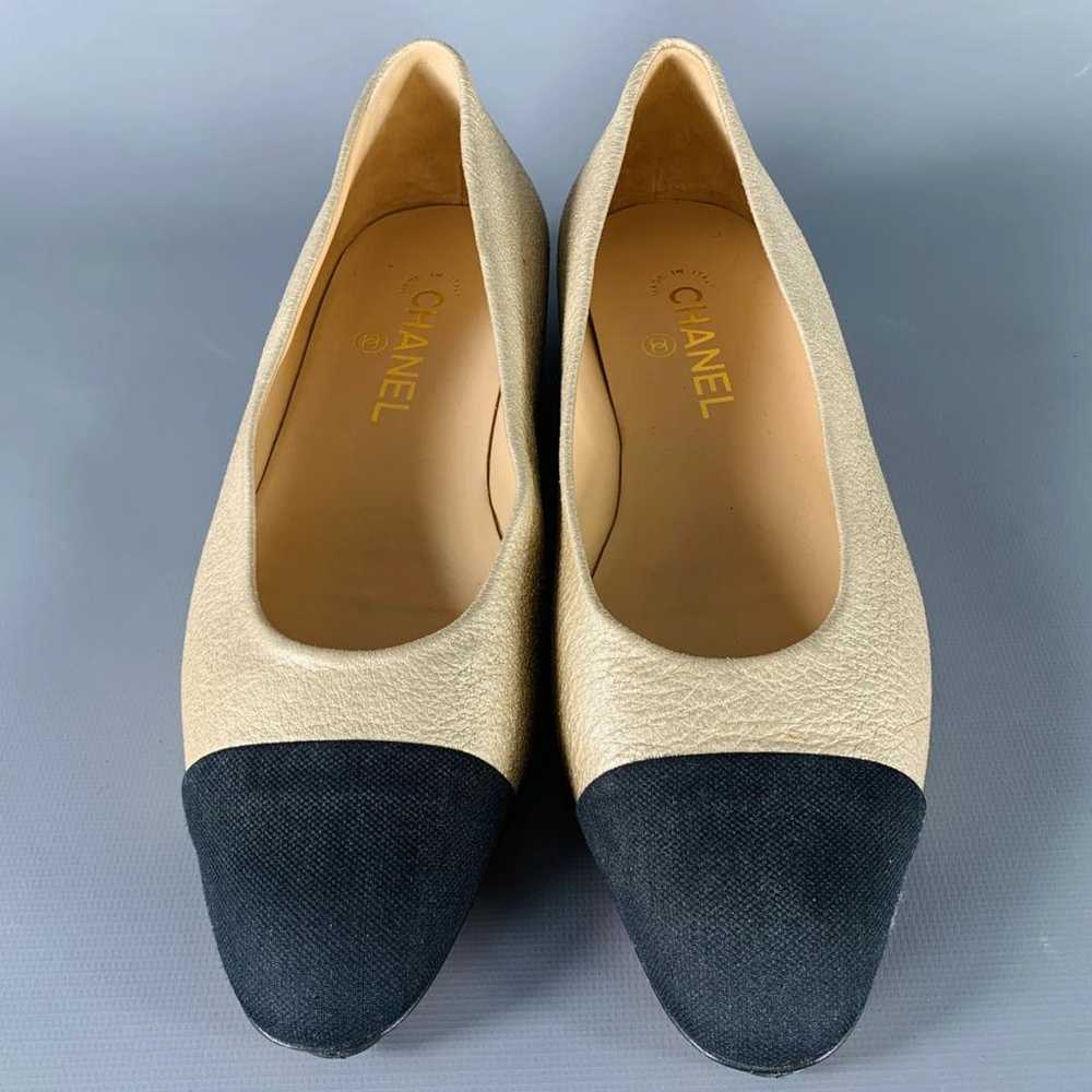 Chanel Leather flats - image 4