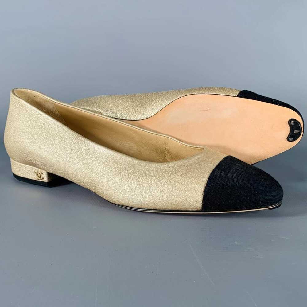 Chanel Leather flats - image 5