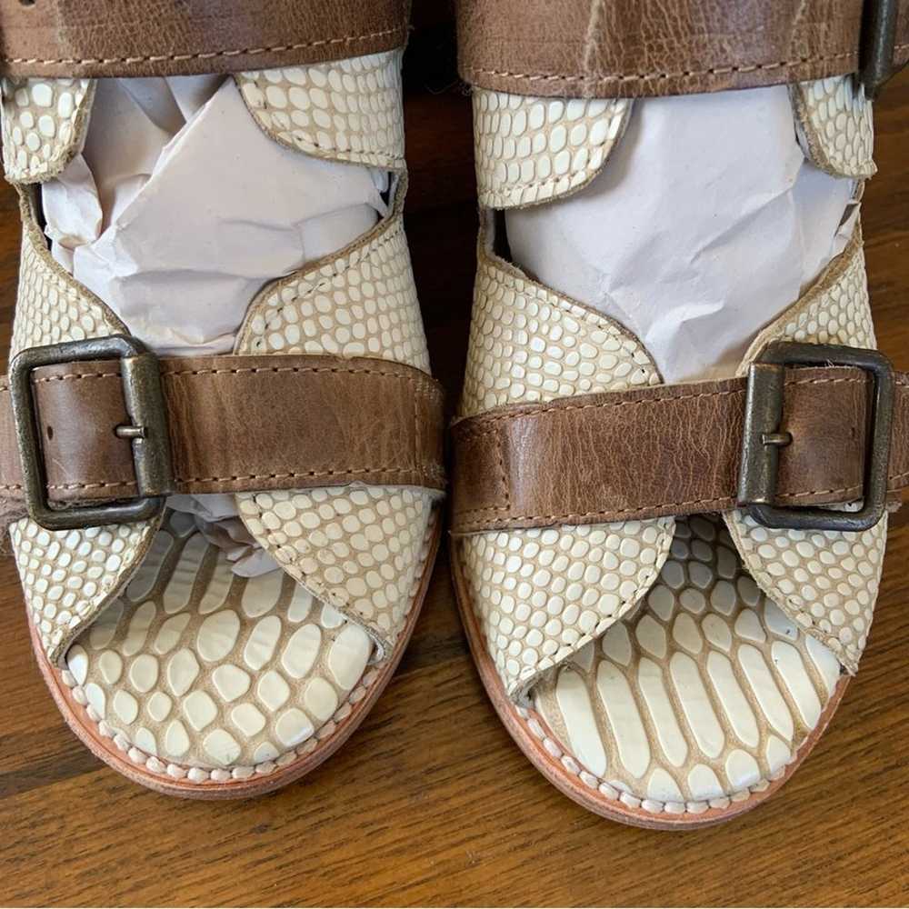 Freebird by Steven Bond White Snake Sandals Size 9 - image 3