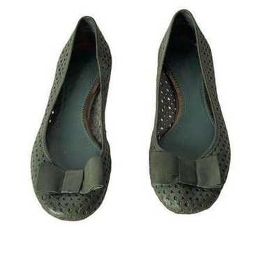 Clarks Artisan Collection Perforated Bow Flats Siz