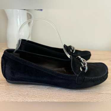 Stuart Weitzman Black Suede Loafer size 8