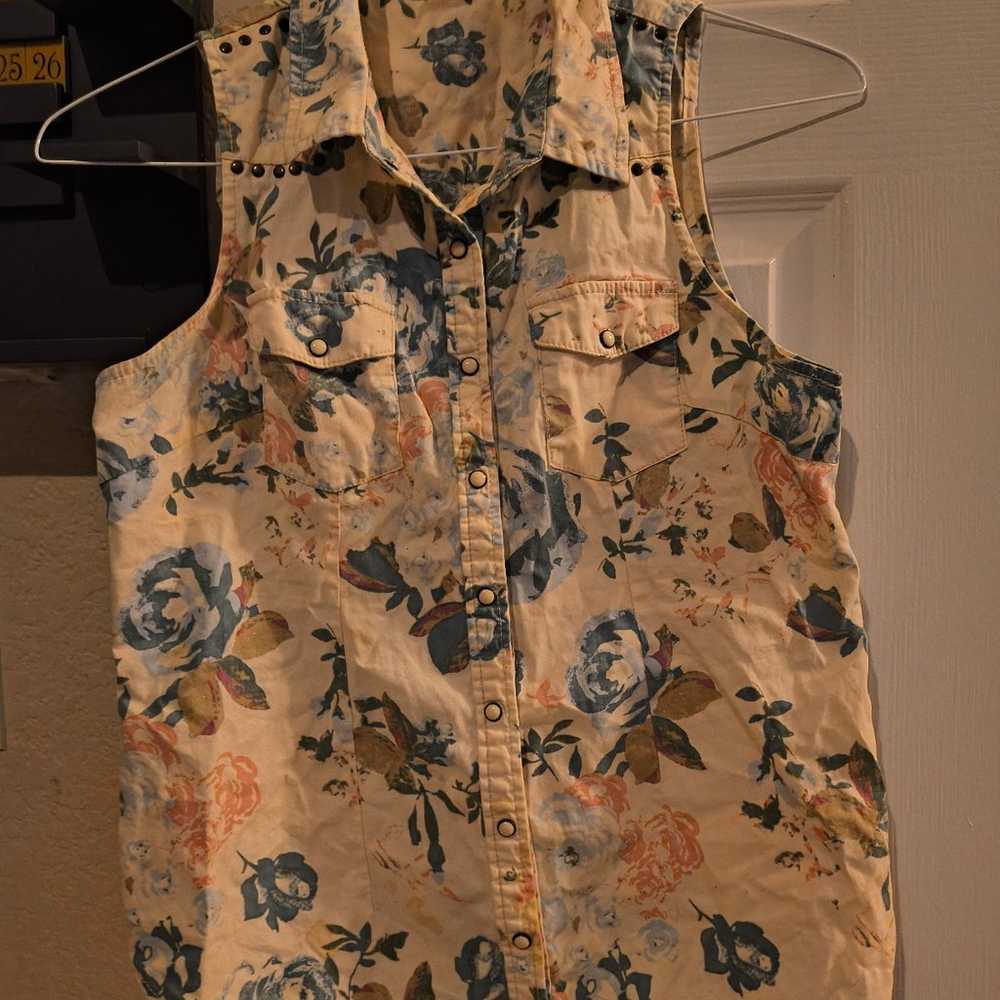 sleeveless blouses - image 3