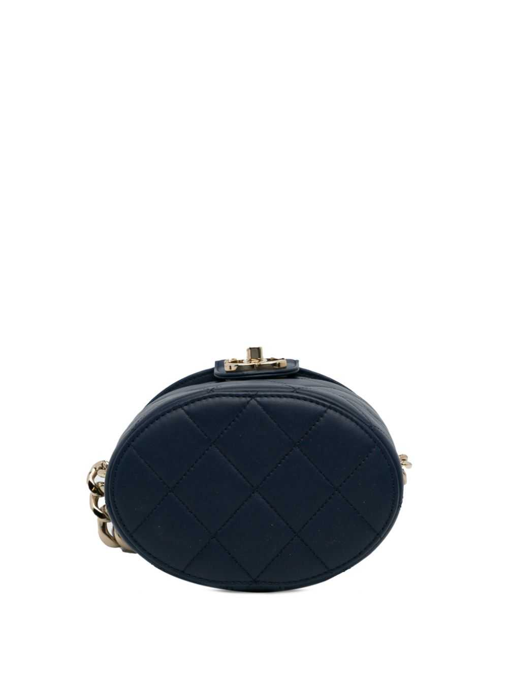 CHANEL Pre-Owned 2019 Pre-Owned Chanel CC Round V… - image 5