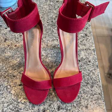 Boutique Red Heels- size 8 - image 1