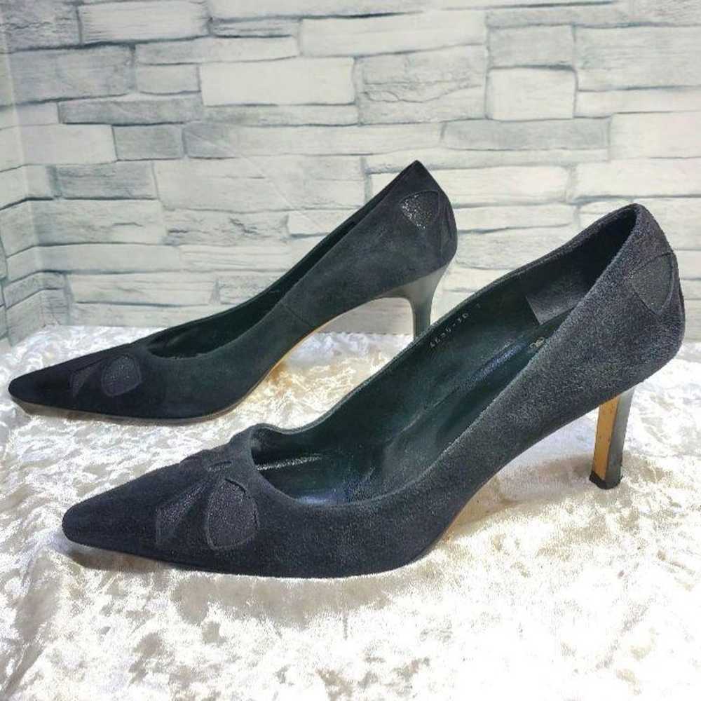 Boutique Osaki 24cm Pumps Black Suede Ribbon Motif - image 7