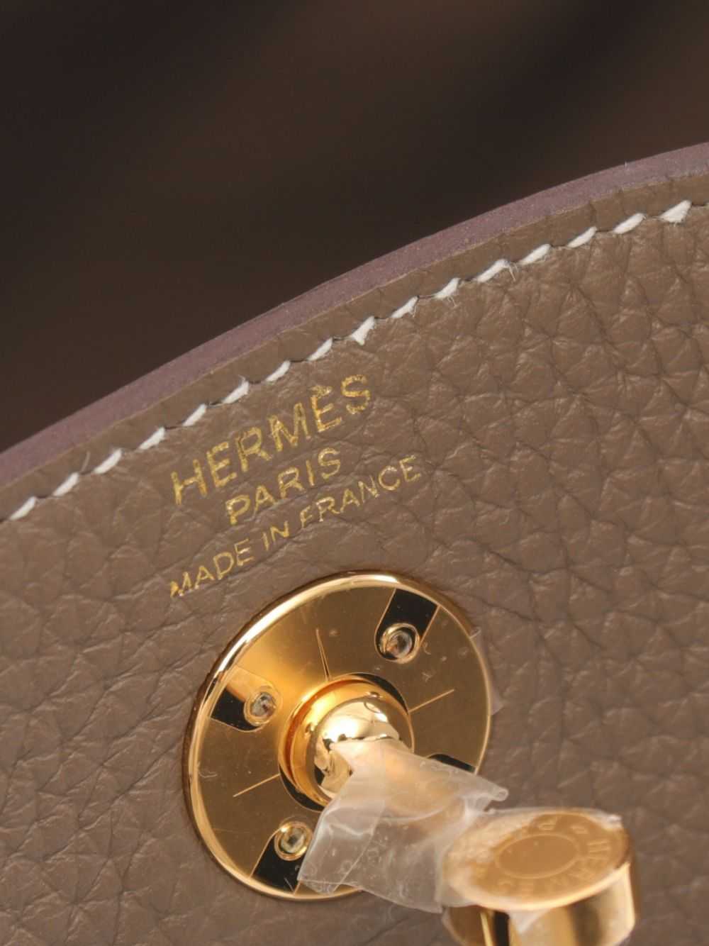 Hermès Pre-Owned 2023 mini Lindy two-way handbag … - image 4