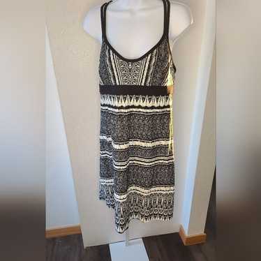 Athleta Black and White Dress