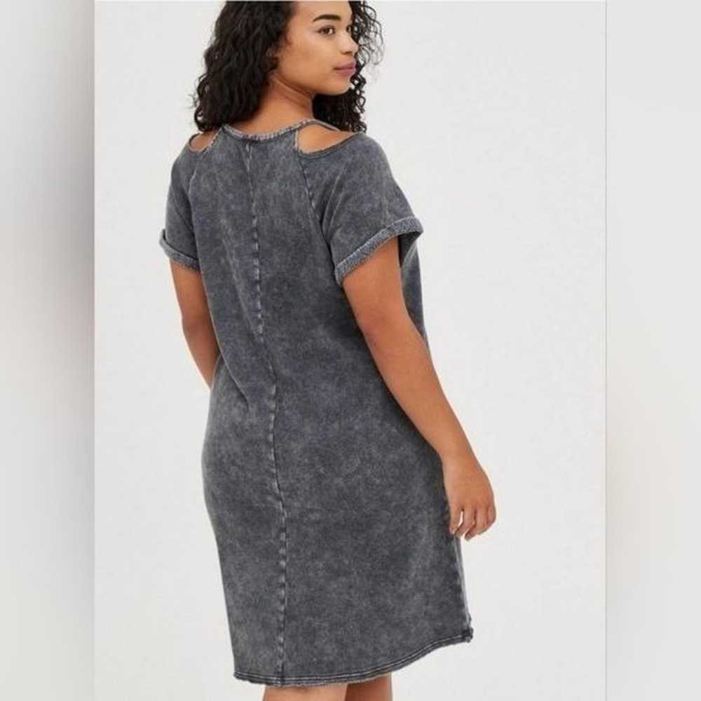 Torrid Mini Fleece Grey Acid Wash Cold Shoulder S… - image 4