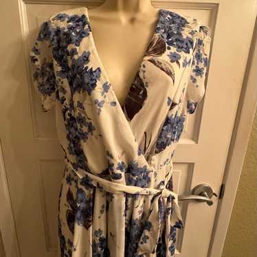 Lulus XL- White and Blue long flower dress