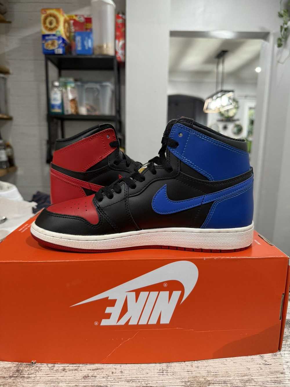 Jordan Brand × Nike Air Jordan 1 Retro High OG To… - image 4