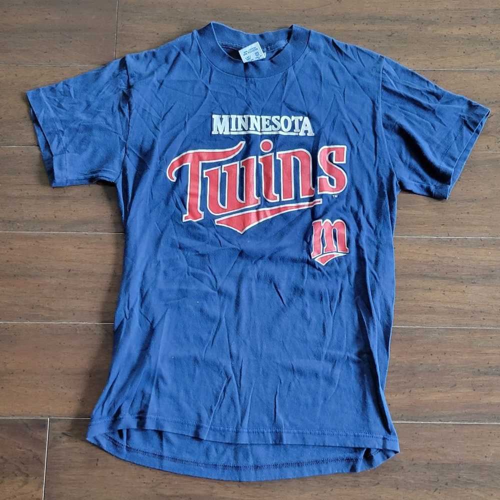 Vintage Women's Minnesota Twins Shirt - image 1