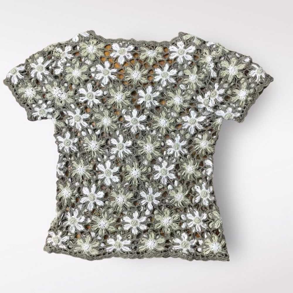 White Stag Vintage Floral Crochet Button Up Top S… - image 5