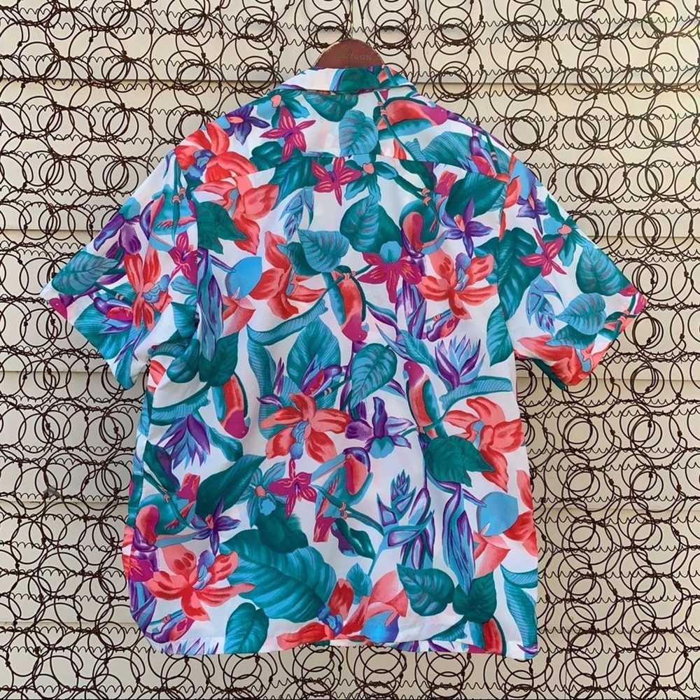 Vintage Hilo Hattie Hawaiian button down shirt - image 4