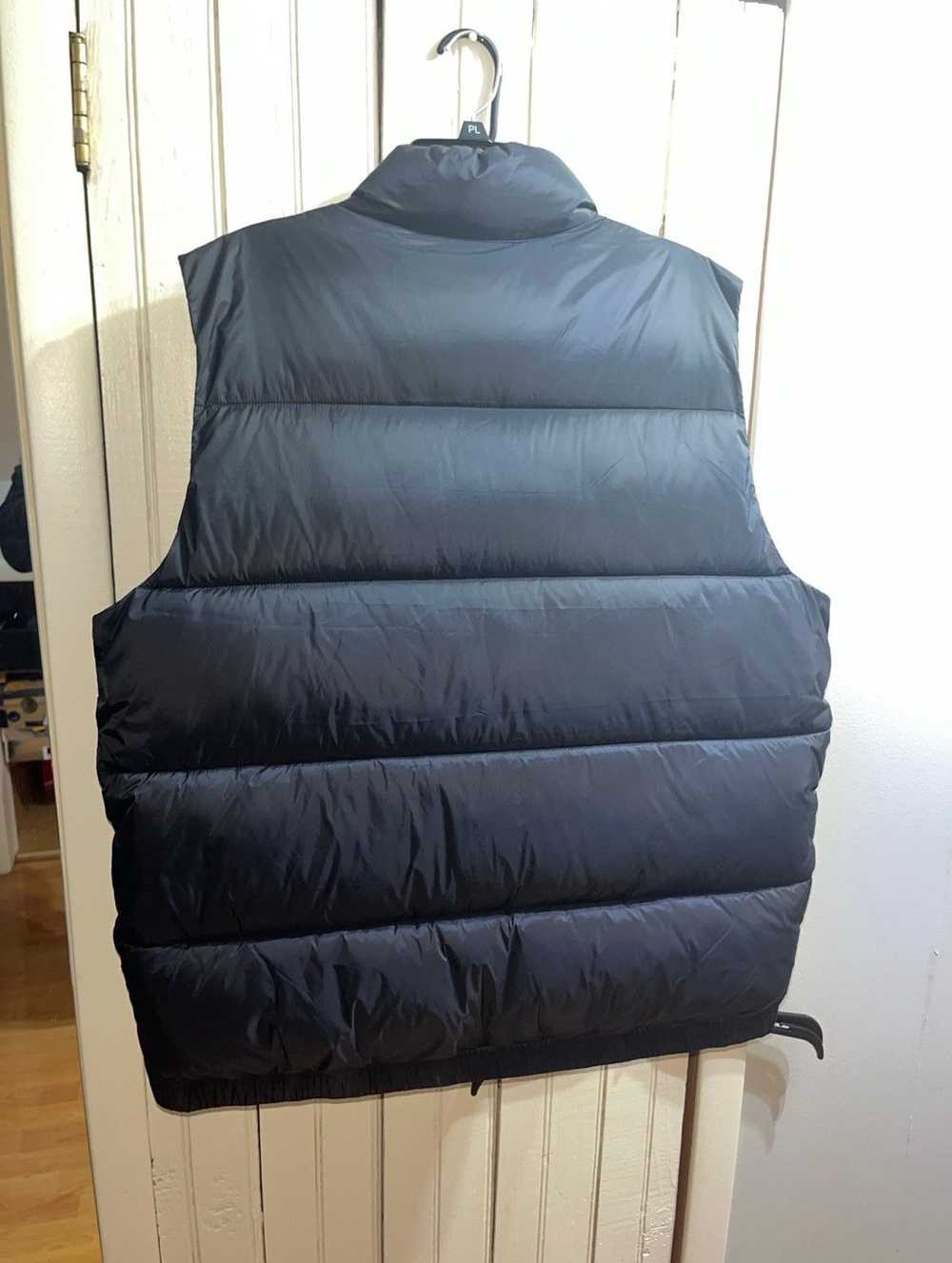 Gap Navy gap puffer vest - image 3