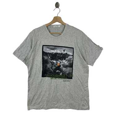 Uniqlo MOBILE SUIT GUNDAM x UNIQLO Zocks Tee Shirt - image 1