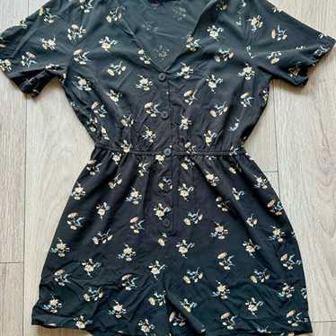 Madewell Button-Front Day Romper in Daisies Black… - image 1