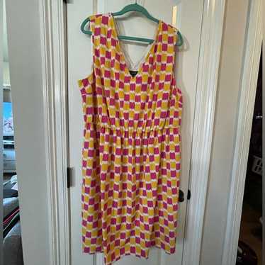 Tocca Geometrical V-Neck Dress - EUC 18W