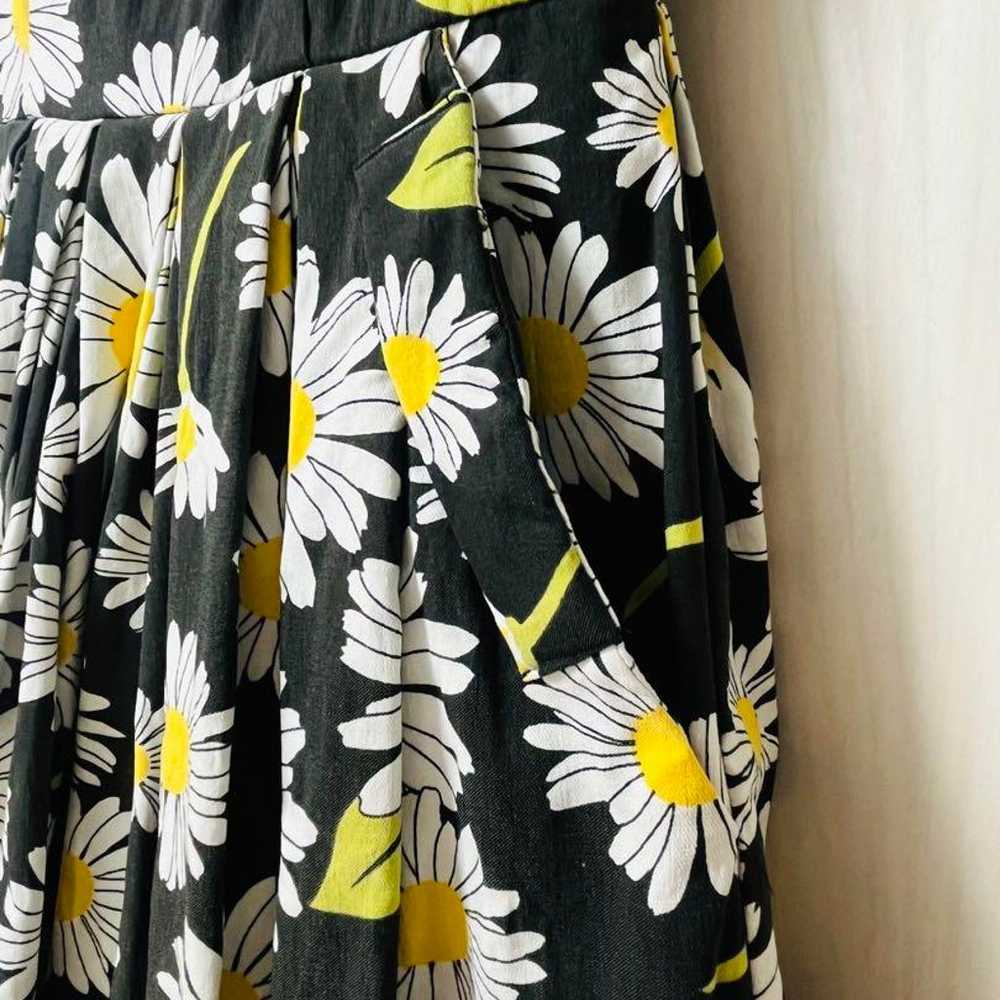 Floral sleeveless one-piece dress. - image 3